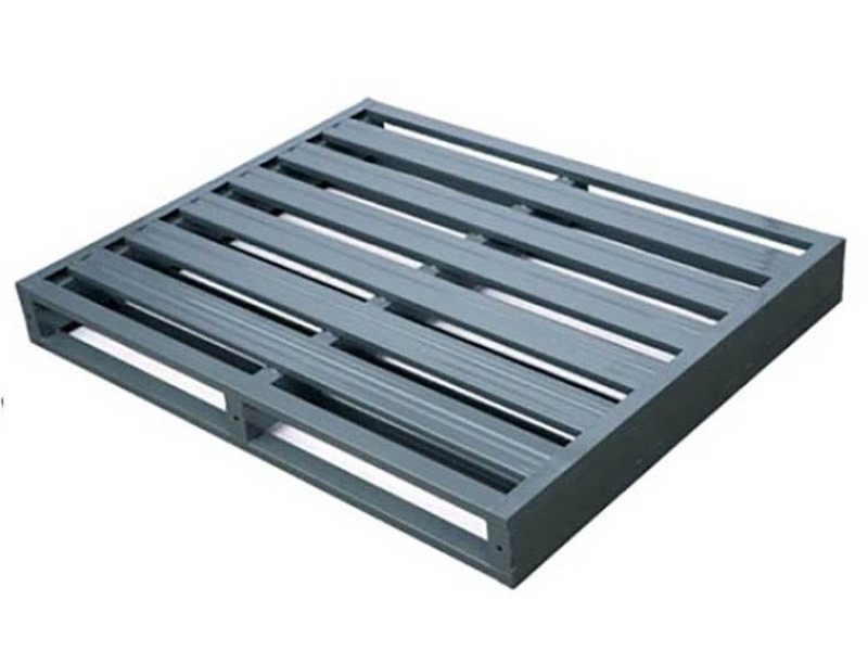 Pallet kim loại