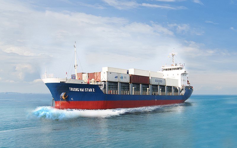 Trong vận tải biển, ngoài cước phí chính, các loại phụ phí đóng vai trò quan trọng trong việc bù đắp chi phí phát sinh
