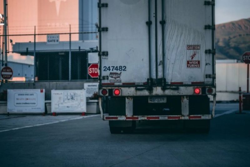 Ưu điểm và nhược điểm của trucking
